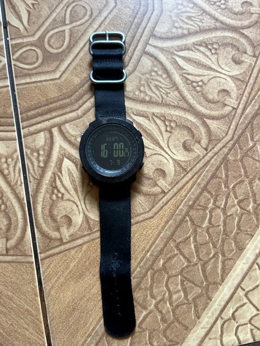 Годинник North Edge