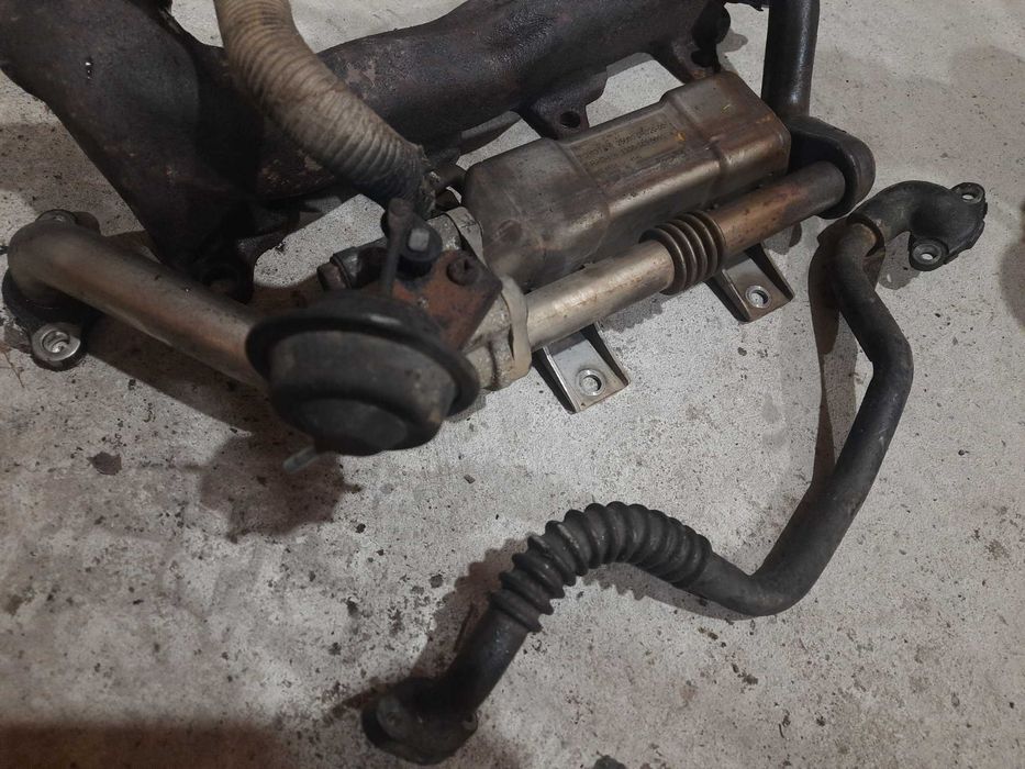 тойота авенсіс т25 EGR радіатор егр радиатор 2.2 д-кат 25680-0R020