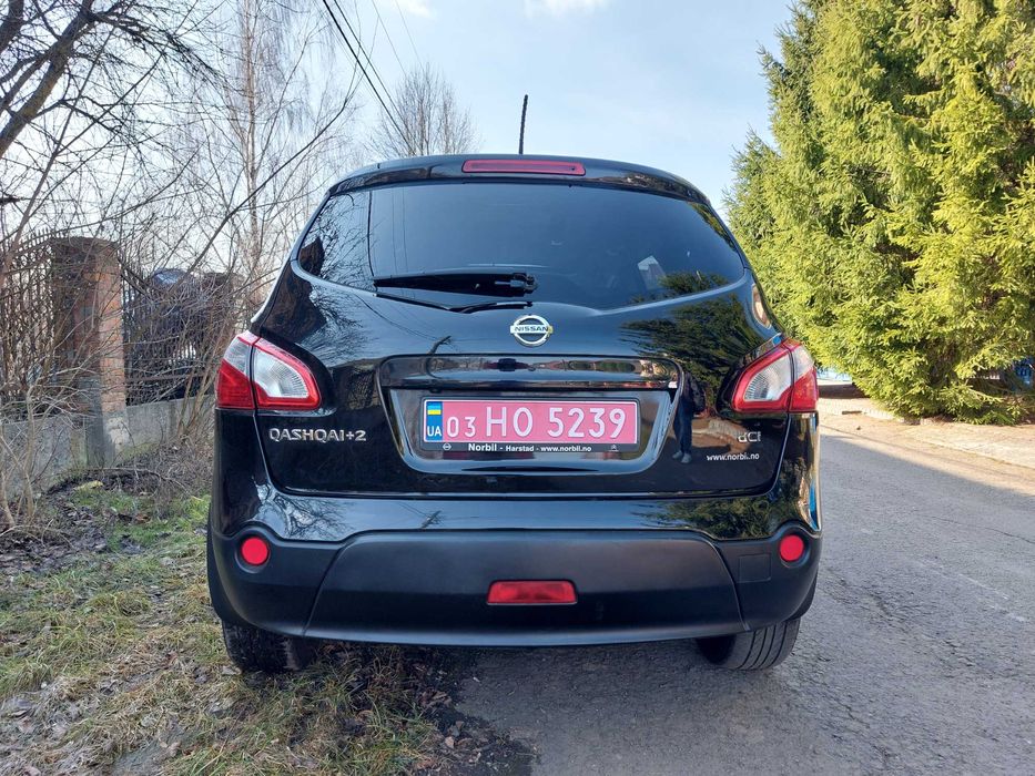 Nissan Qashqai+2 2012