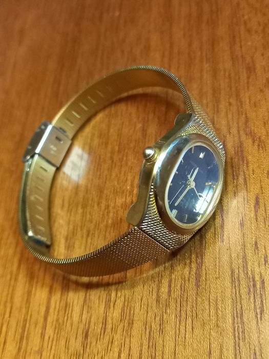 Zegarek damski Q&Q