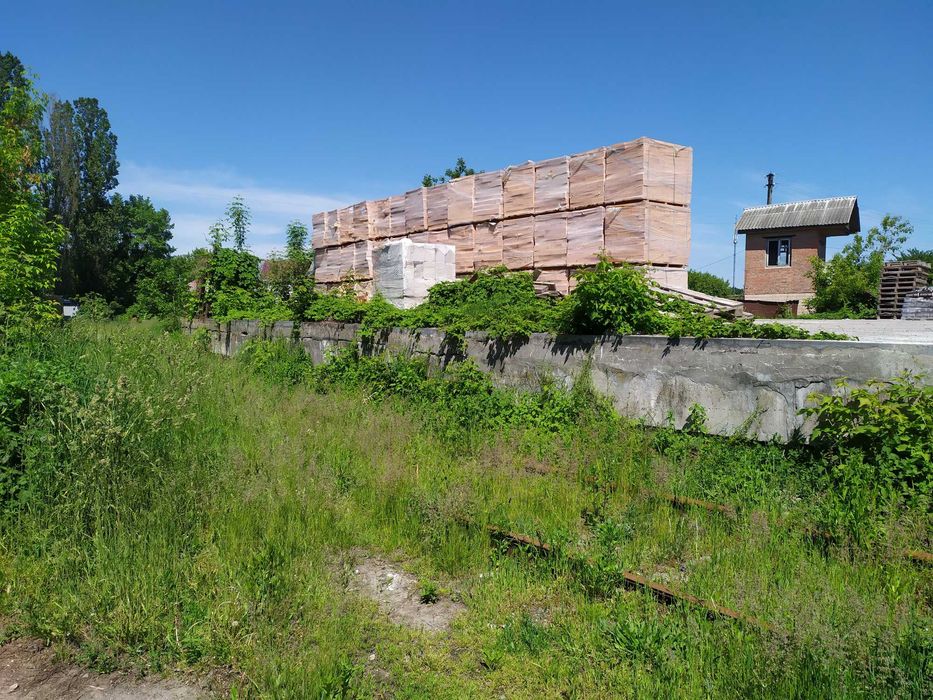 Рампа залізнична для вивантаження  вагонів