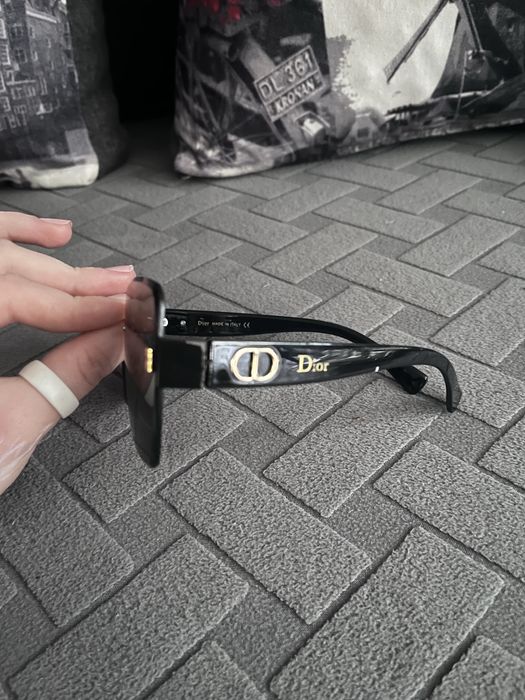 Продам очки солнцезащитные