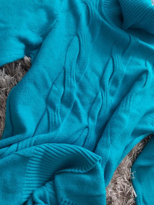 Ciepły golf sweter niebieski