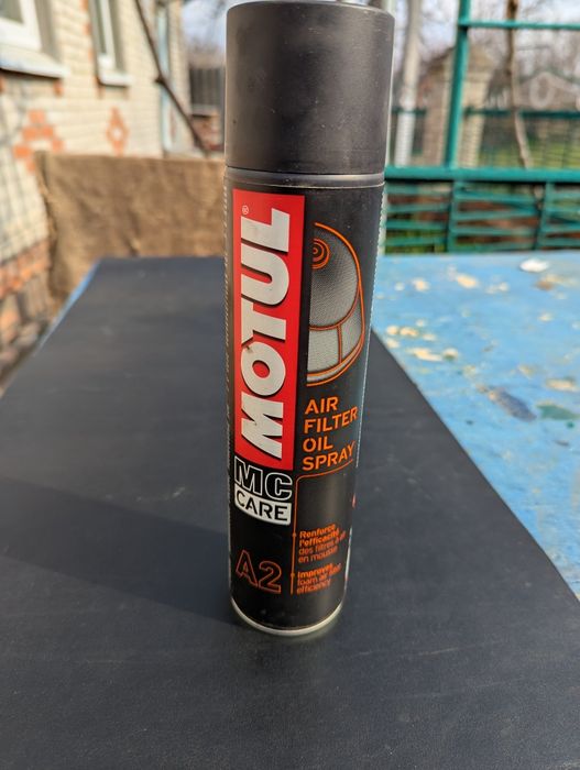 Мастило для повітряних фільтрів Motul A2 Air Filter Oil Spray 400 мл