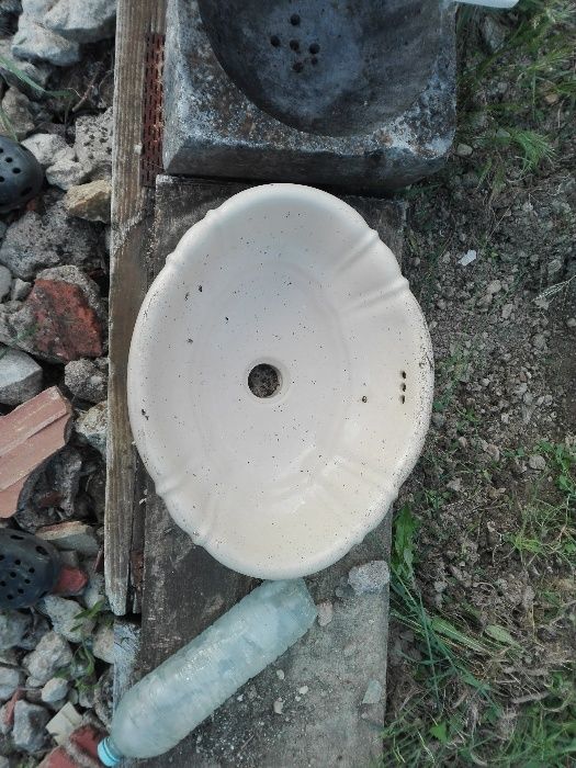 Lavatorios, bides e sanitas