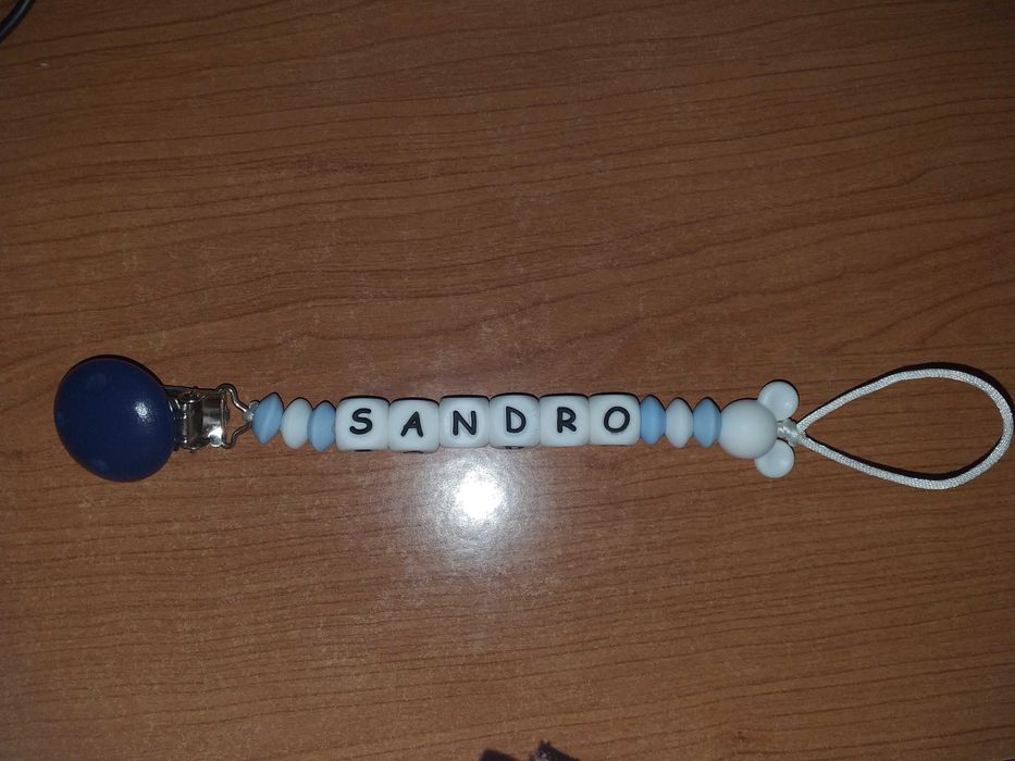 Prendedor de chupetas