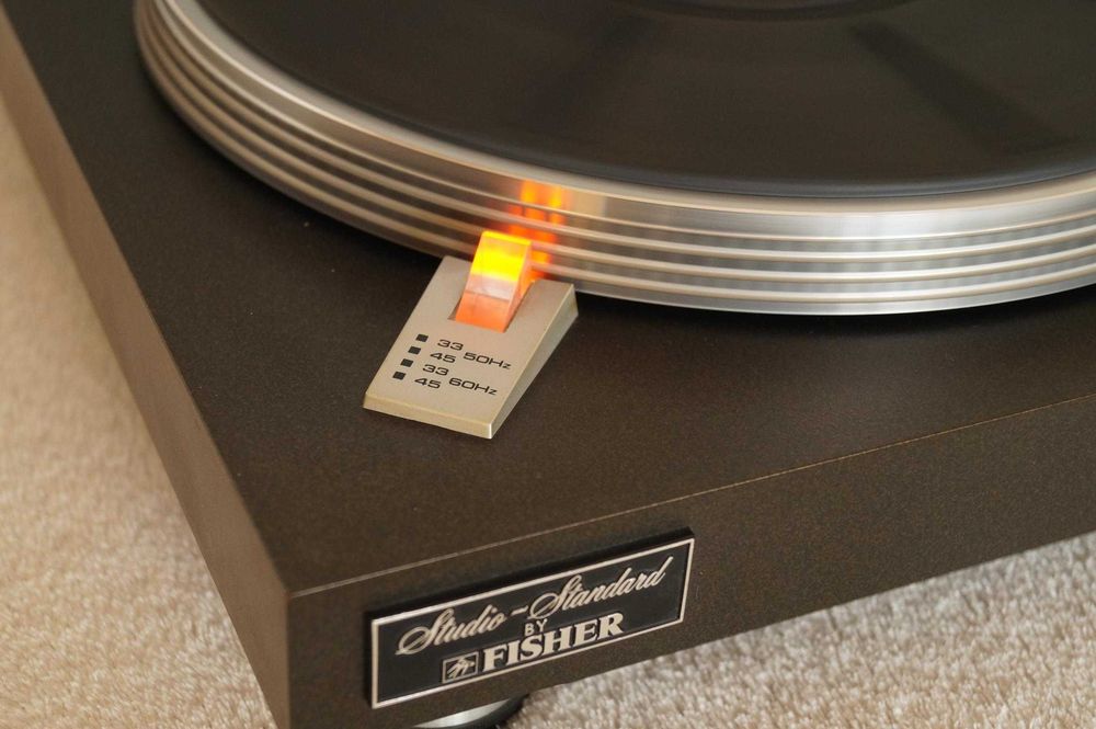 gramofon Fisher MT- 6225