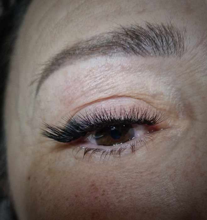 Наращивание и ламинирование ресниц