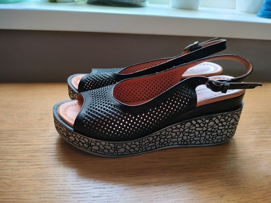 Buty Venezia sandały 39