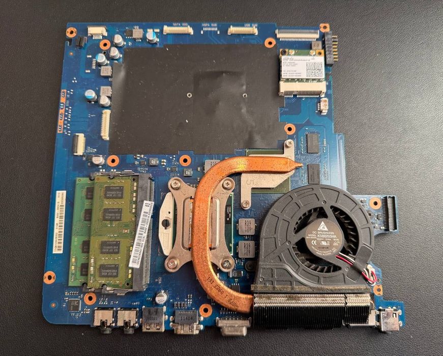 Материнська плата SCALA3-17 Rev 1.0 для ноутбука Samsung NP300