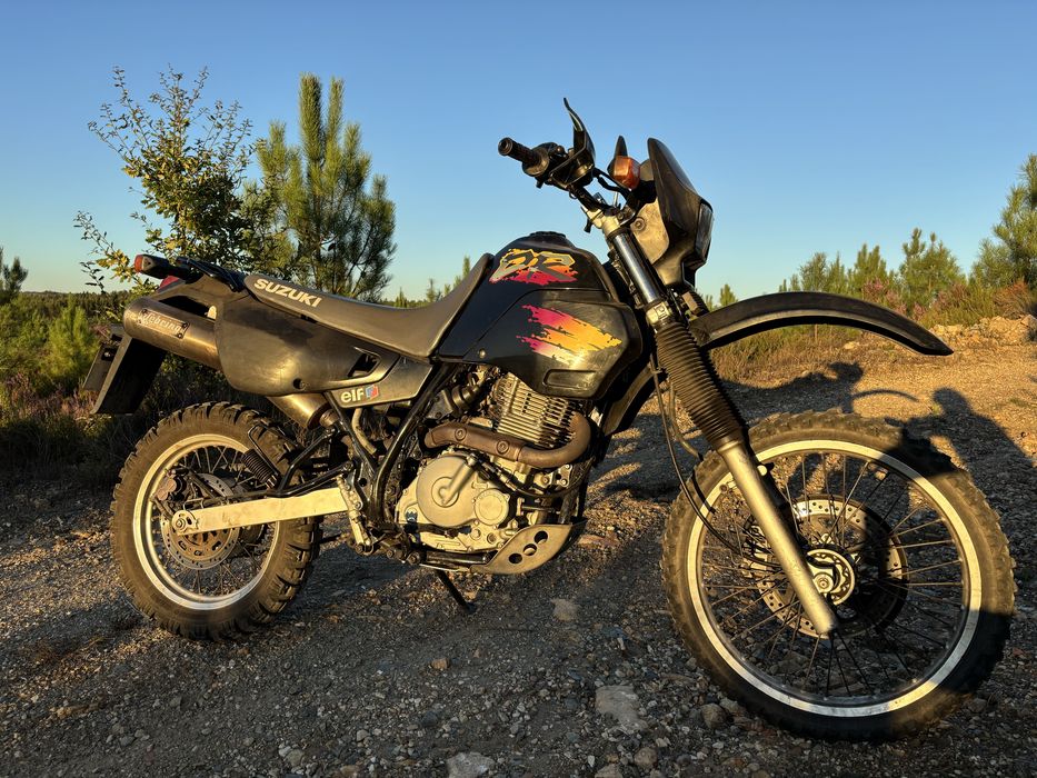 Motociclo Suzuki dr 650 de 1995
