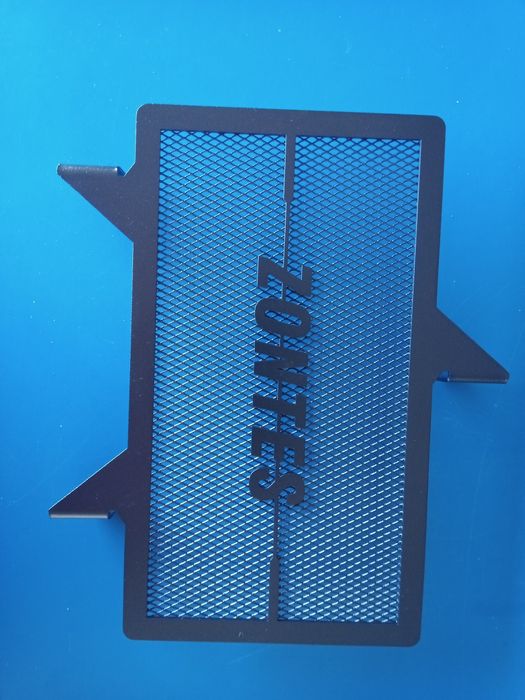 Ozdobna siatka ochronna do chłodnicy Zontes 125