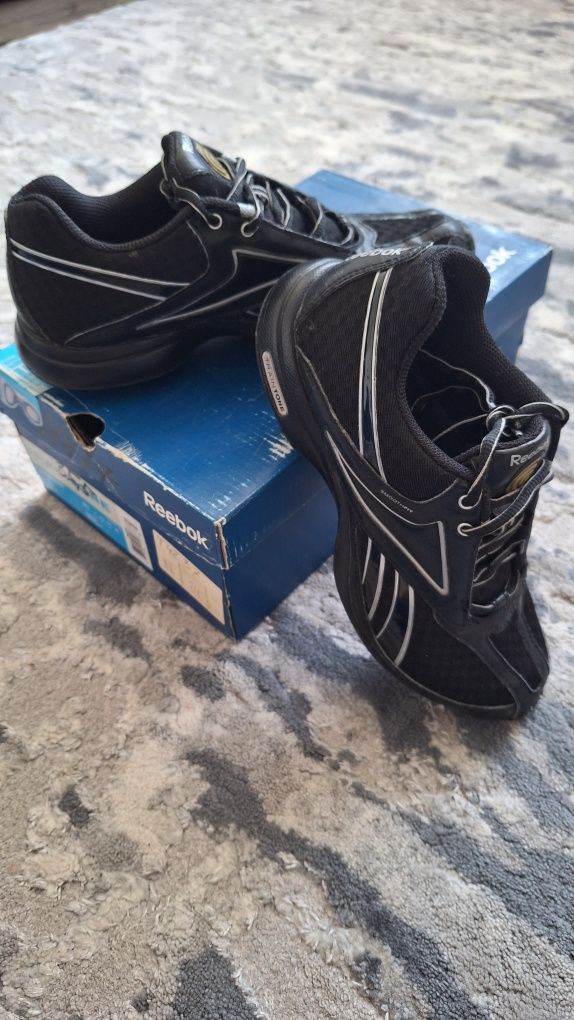 Reebok sales traintone shoes