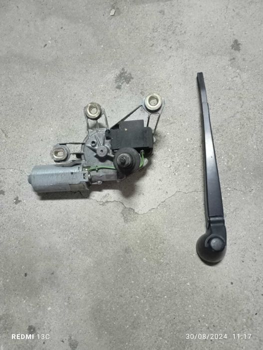 Motor Limpa vidros traseiro VW golf 
 iv + braço limpa vidros