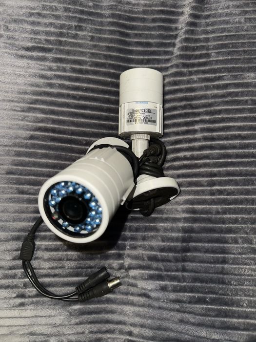 2 Câmaras de Segurança Sony Model VCE-33Q