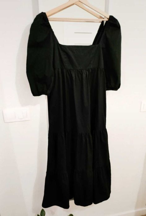 Zara czarna długa sukienka z popeliny falbany M