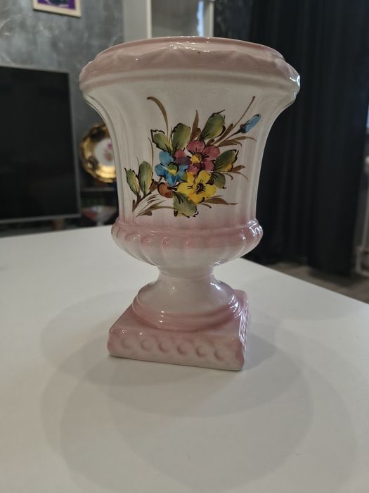 Wazon -oslonke na doniczkę