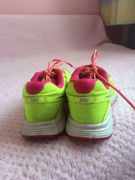 Buty Nike Revolution  damskie
