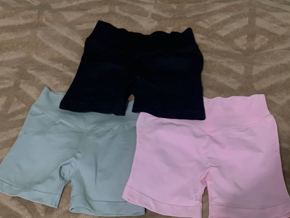 Спортивні велосипедки з V подібним поясом.