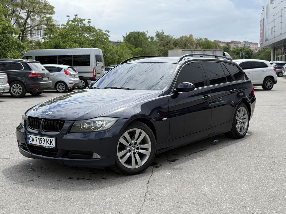 Продам BMW 3 E91