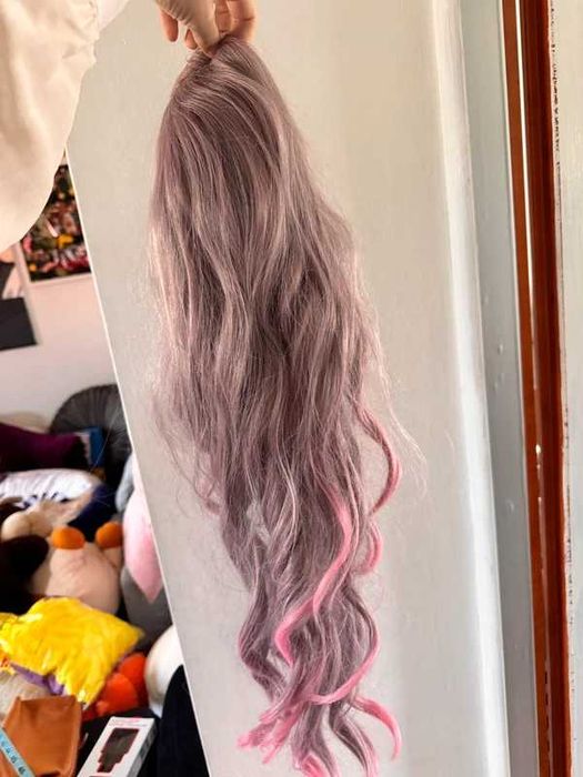 Fioletowa liliowa peruka z różowymi końcówkami fairycore kręcone włosy wavy hair wig
