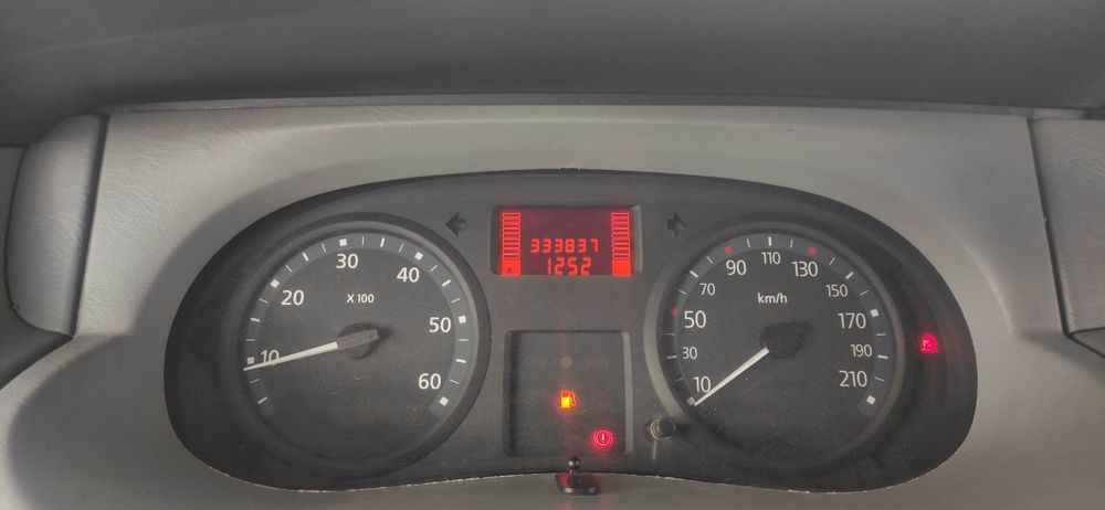 Renault Trafic 2.5 L1H2 dCi Vivaro Primastar bus brygadówka zamiana ko