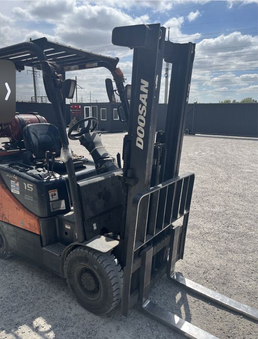 Продам навантажувач погрузчик Doosan G15S-2