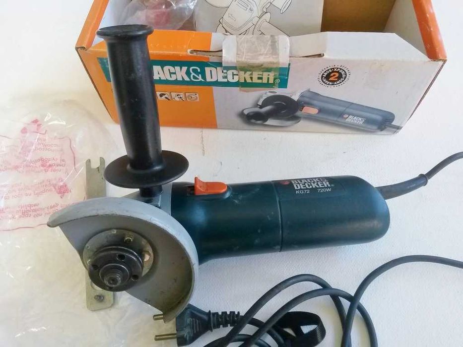 Rebarbadora Black & Decker 115mm
