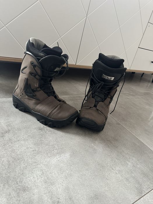 Buty snowboardowe rozmiar 42 wkladka 27,5