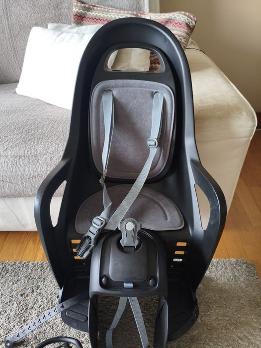 Cadeira e suporte bicicleta