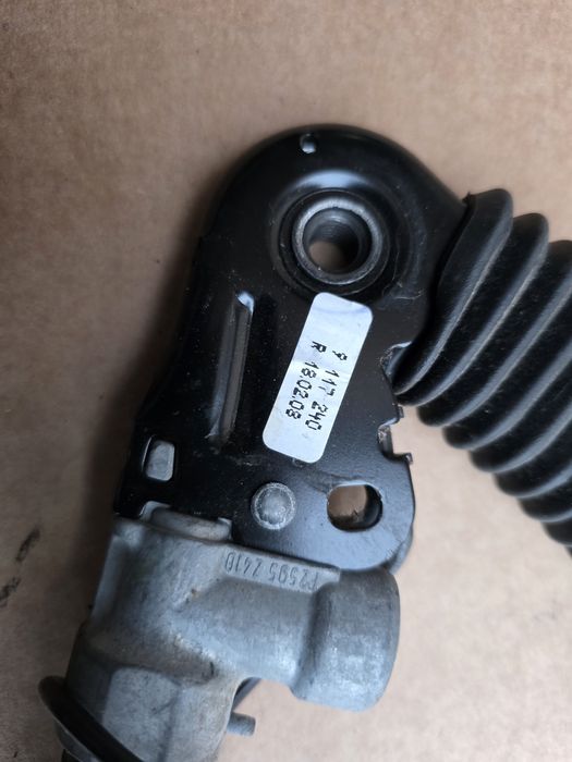Napinacz pasa lewy prawy BMW E60 E61 E39 E46 przód przedni