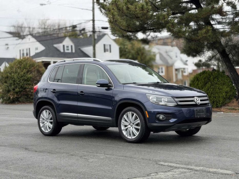 Volkswagen Tiguan 2.0 TSI      2015