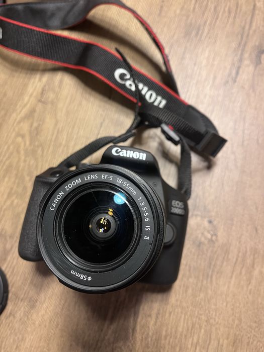 Aparat Canon EOS 2000D