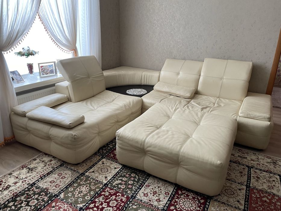 Продам ітайський шкіряний диван