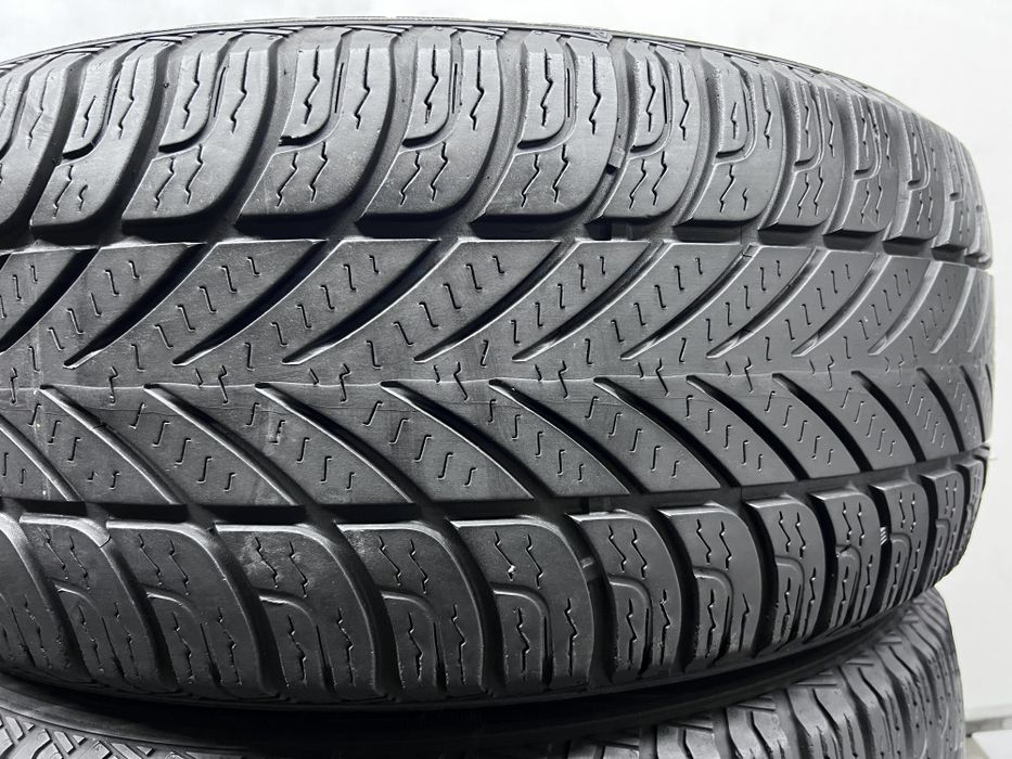 2шт зима 235/55/R17 Fulda Kristall 4x4