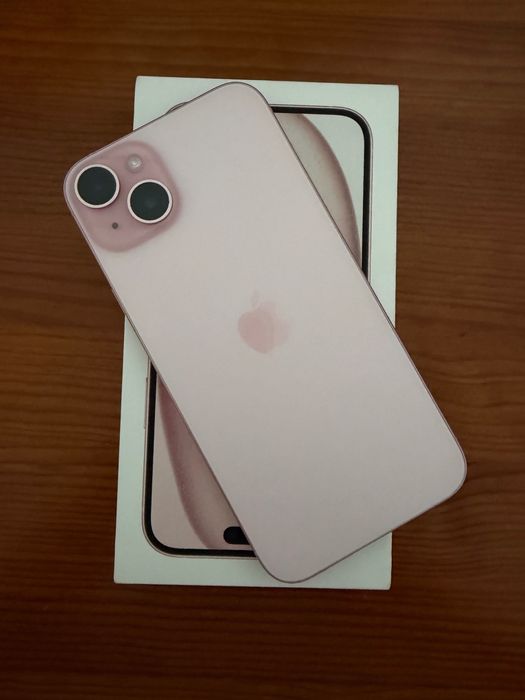 iPhone 15 plus 128 GB e acessórios