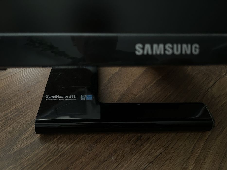 Monitor Samsung syncmaster 971p