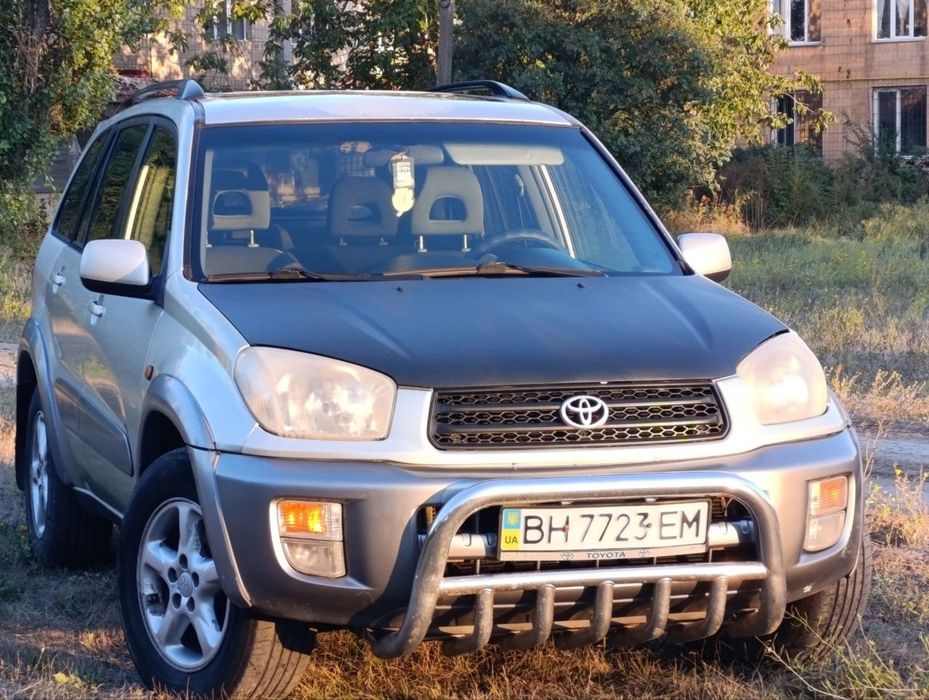 Продам Toyota Rav 4