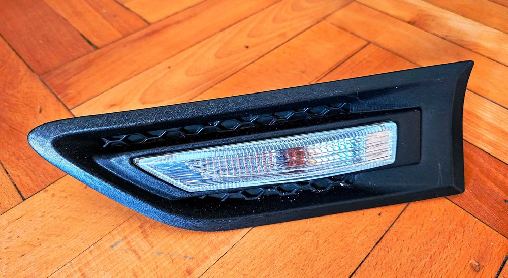 Kierunkowskaz w błotnik Kia Soul lewy Idealny!