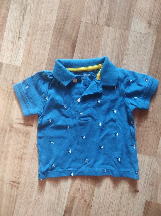 Niebieskie polo podkoszulek Tommy Hilfiger 6-9 mn 68 74