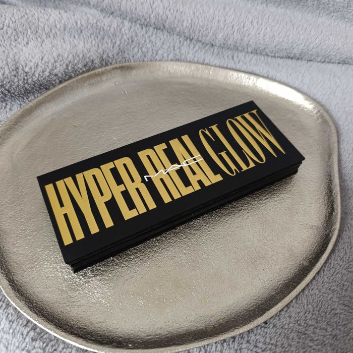 Nowy rozświetlacz MAC Hyper Real Glow Palette Get it glowin' paleta