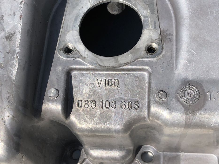 Масляний піддон Passat B6 BMP BKP BMR BLS масляный поддон Пассат Б6