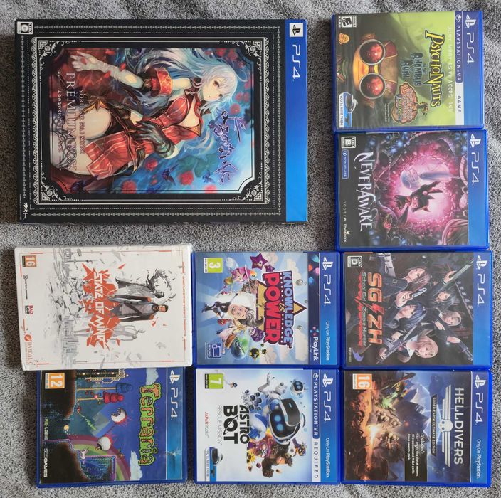 Ігри на PS4: Hollow Knight, Bloodborne,Gravity Rush,Jurassic Park,LEGO