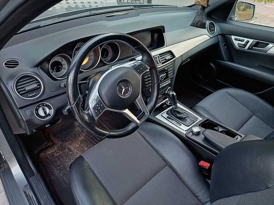 Mercedes-Benz klasa C 3.0 V6 AMG