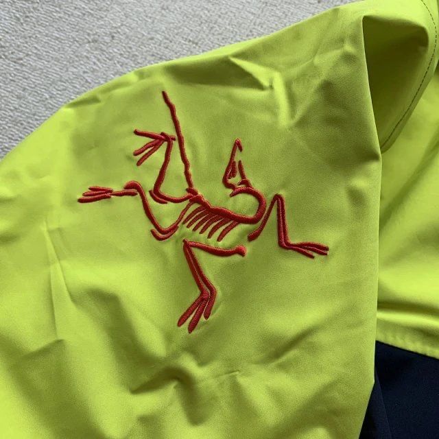 Вітровка  Arc'teryx Alpha SV Jacket / "Year of the Dragon" Limited Edition