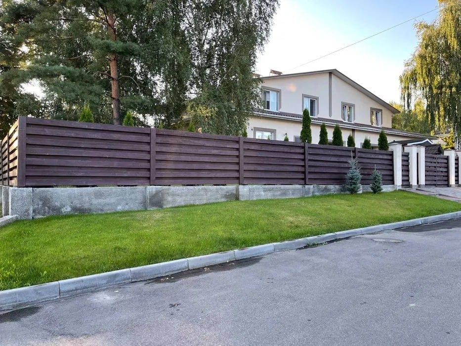 Закрытый КГ возле метро Академгородок и Житомирская