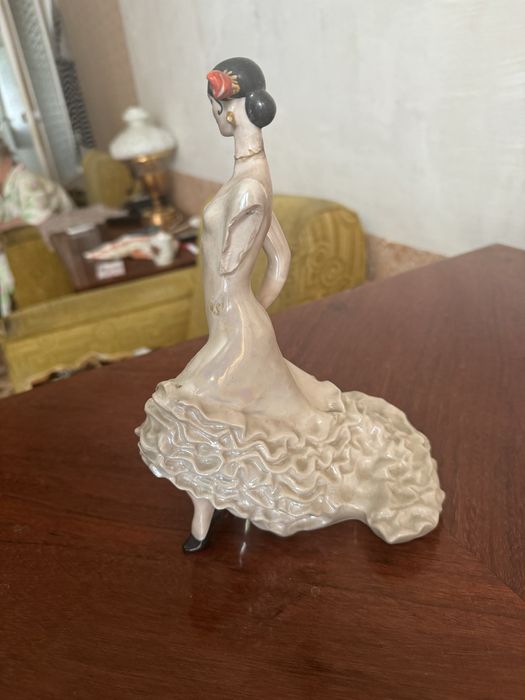 Фарфорова стратуетка