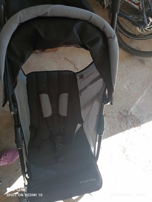 Carrinho e ovo nania semi novo