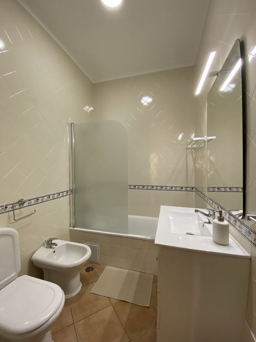 Apartamento a 300m da praia para 4 pessoas em Alvor