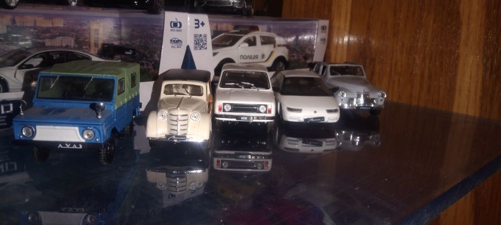 Модельки 1:43...